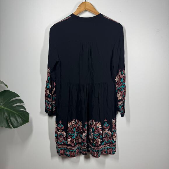 Anthropologie Floreat Avery Size M Embroidered Boho Dress As Seen On TV Black - Picture 8 of 9
